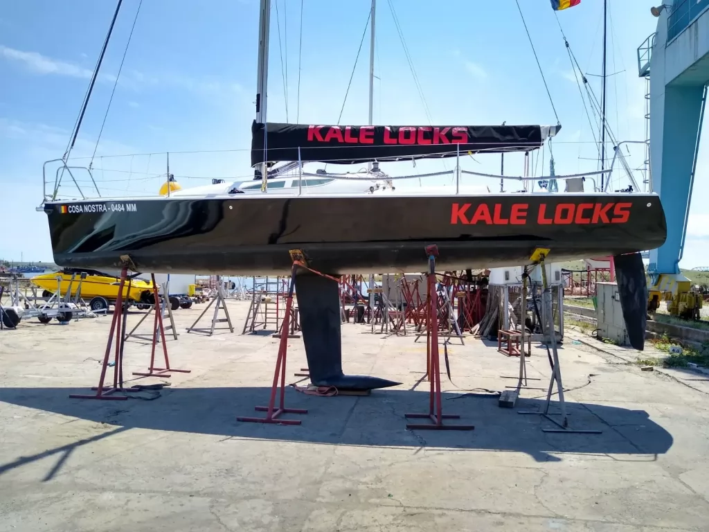 Model Colantare Ambarcatiune Kale Locks